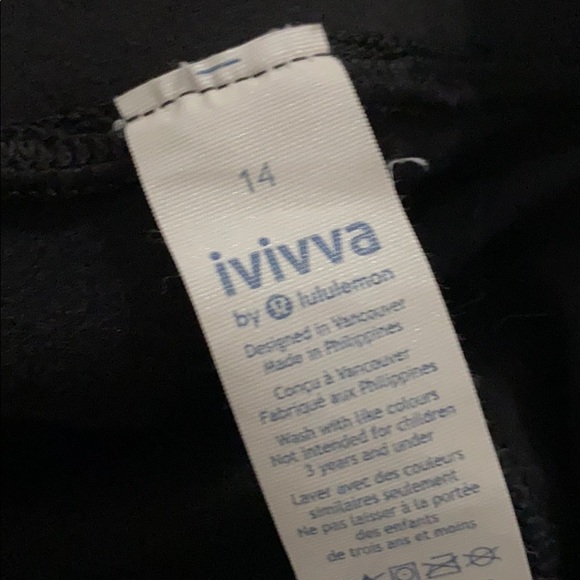 ivivva tapered sweatpants - Picture 3 of 3